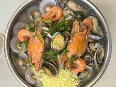 -老东镇啤酒屋海鲜加工·蒸汽海鲜·海鲜烧烤(台东店)