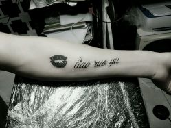 -组合纹身穿孔纹眉TATTOO