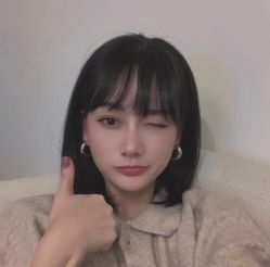 -Hello Lady发型设计