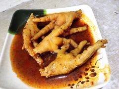 -爆炸头阿姨小四川正宗川味小吃(无任何分店)