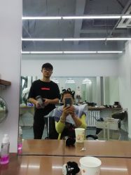 -茶发Salon·烫发染发理发