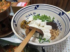 -蜗牛小馆醉乡民谣云南菜(惠新西里店)