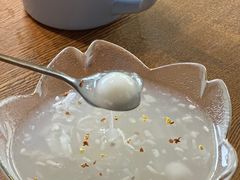 -蜜桃餐厅·伴山(湖滨商业街店)