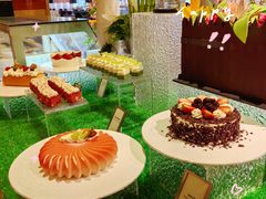 -大中华希尔顿酒店-念自助餐·嗨啤·小龙虾