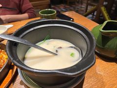 -云海肴·汽锅鸡·云南代表菜(天山百盛优客店)