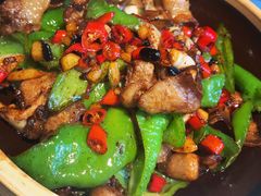 -湘西小馆(滨河路店)