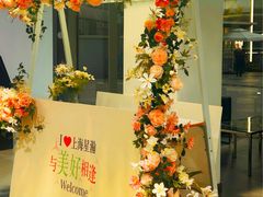 -上海星瀚奔驰4S店(红柳路店)