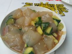 -小慧大桃观光采摘园