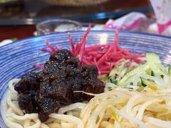 炸酱面-聚首堂·特色小吃·肘子(什刹海德胜门店)