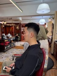 -BarberKiNG男士理发馆Barbershop