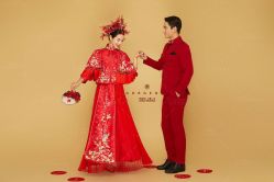 -雪中彩影婚纱摄影·微光艺术中心