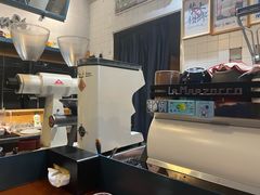 -Be Lived Cafe比例咖啡(摩天轮店)