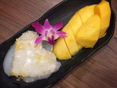 芒果椰香糯米饭-The Dishes Seafood & Restaurant