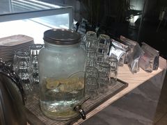 -UNI UNI(环亚凯瑟琳店)