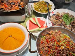 -湘西小馆(滨河路店)