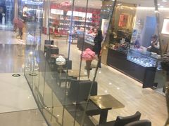 -VENCHI 闻绮(北京国贸商城店)