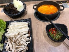-呷哺呷哺(新世界百货望京店)