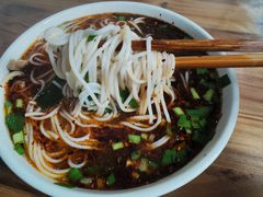 -龙树园麻辣米线