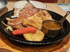 -玛格萝妮比萨屋(四平店)