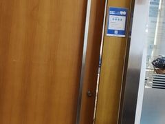 -圣呗口腔·舒适化种植牙·矫正中心(广州总院)