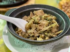 -鲤鱼塘农家山庄