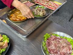-胡悦里韩式烤肉(芝罘万达广场店)