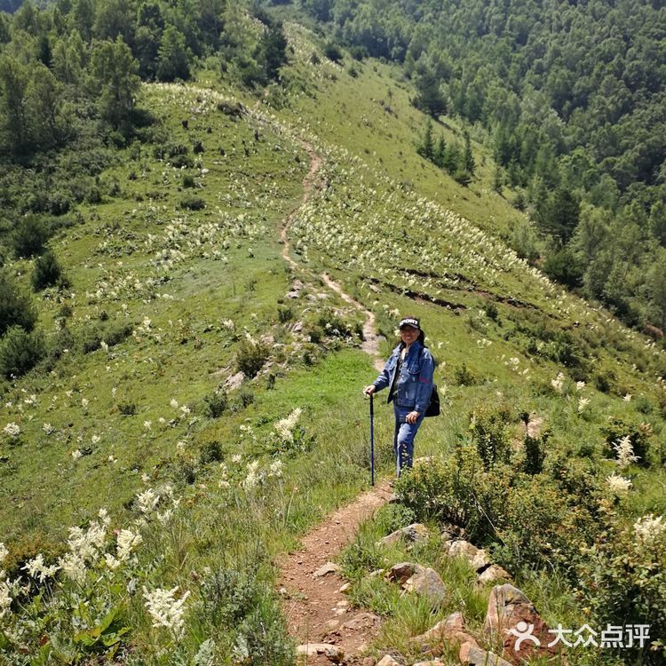 一脚踏两省的跑泉厂村