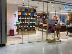 -VENCHI 闻绮(北京国贸商城店)