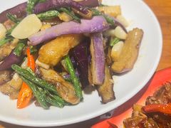 -柴窝堡22号辣子鸡·传承新疆菜