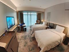 -深圳国际会展中心希尔顿酒店(前海华发冰雪世界店)