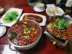 -巴渝川菜馆(建设路店)