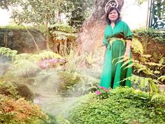 -Chom Cafe and Restaurant