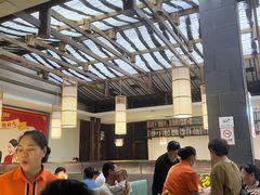 -阿瓦山寨·湘菜现炒·剁椒鱼头王(咸阳总店)