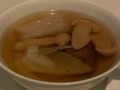 竹笙菜胆汤-金轩中餐厅 Jin Xuan(浦东丽思卡尔顿酒店)