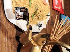 -喝丢一只鞋辣炒海鲜小烧烤(三八广场店)