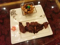 -山明水秀大饭店