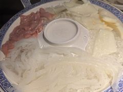 -新哥老官·畅吃123·美蛙世界(苏宁广场店)