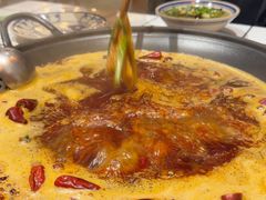 -旧街市鲜货老火锅(大光路店)