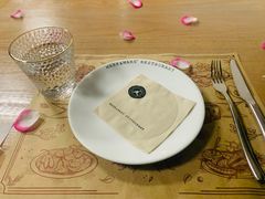 -Mark&Mars Restaurant