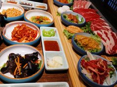 -明洞阿姨·韩式酱蟹烤肉·创意料理(三元桥店)