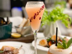 LIPS&nbsp;OF&nbsp;AN&nbsp;ANGEL-Oasis Bar & Grill