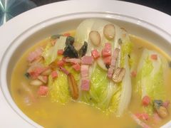 -申阿婆·上海菜·小海鲜(国展店)