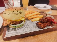 -LO CALCOW卡路力轻食主义餐厅(陆家嘴店)