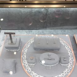 点击看大图 -钻石小鸟钻戒婚戒定制(石路店)