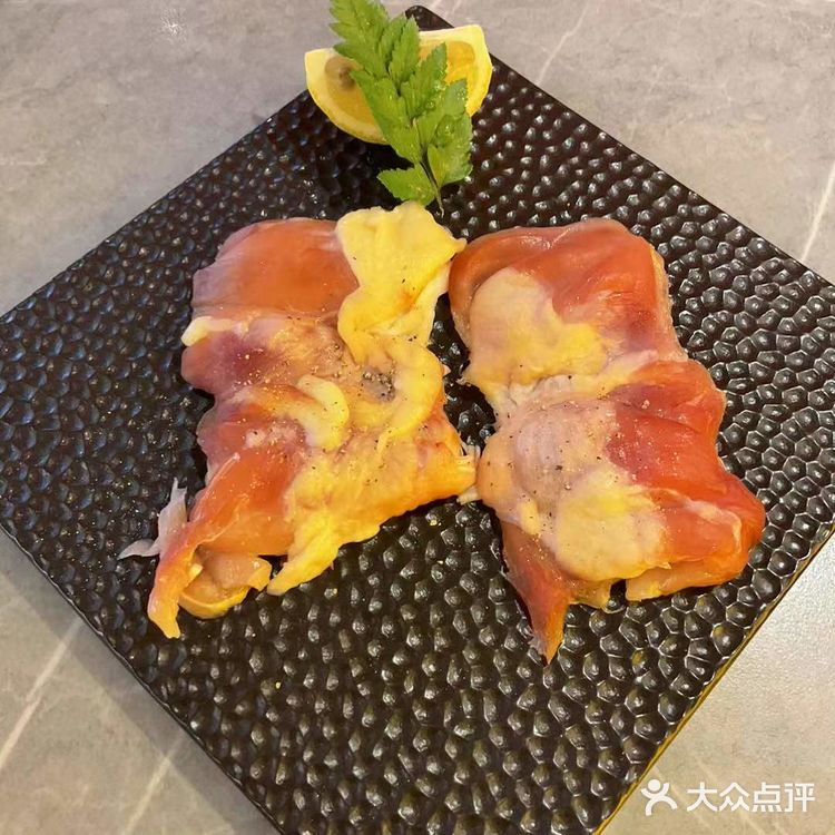 终于被我挖到一家宝藏烤肉店！！