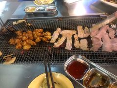 -马路牙子烧烤音乐酒馆(望京店)