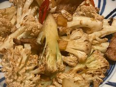 腊肉炒花菜-湖滨28中餐厅·西湖宴·杭州君悦酒店