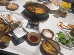 -贵府酸汤牛肉火锅·贵州老字号(飞山街店)