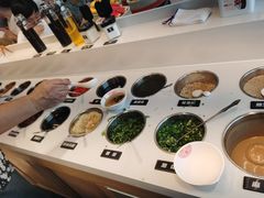 自助调料区-密友回转自助火锅(世茂国际广场店)