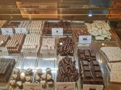 -VENCHI 闻绮(北京国贸商城店)